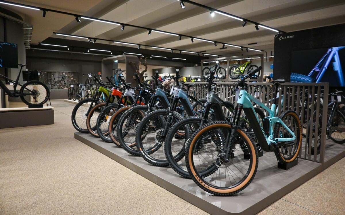 Verkaufsraum der Bike365 Filiale Innsbruck, Ansicht 4